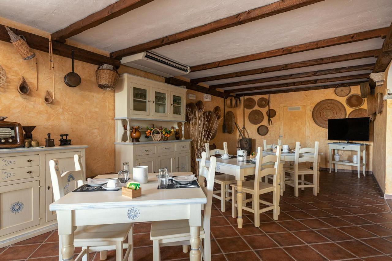 Affittacamere S'Alzola Porto Rotondo Luaran gambar