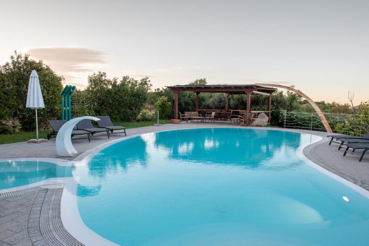 Affittacamere S'Alzola Porto Rotondo Luaran gambar